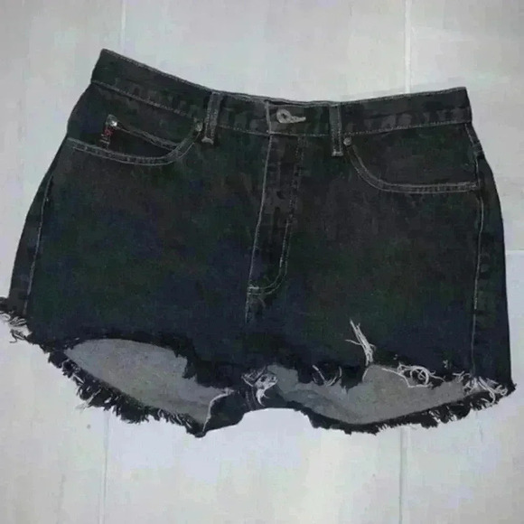 GUESS vintage Women's denim black short size 31 - Picture 2 of 9